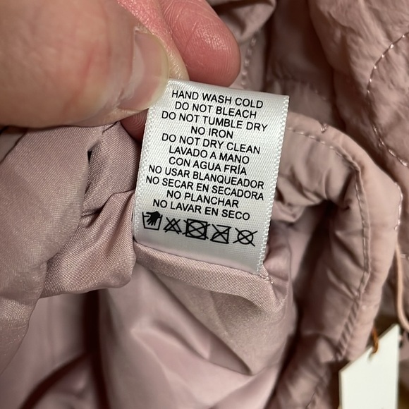 Love Tree size S and Large pink hearted quilted ultra packable jacket with bag - Picture 9 of 11